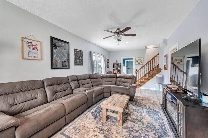 1104 13th Ave, Green Bay, WI 54304