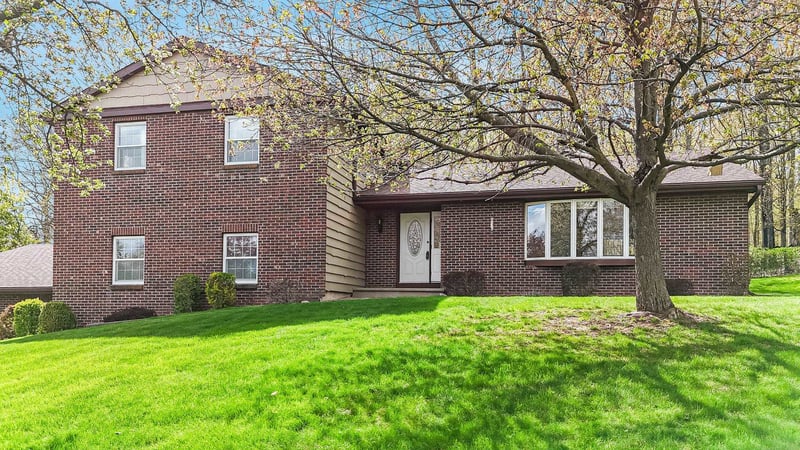 6283 Rosewood Dr, Appleton, WI 54913