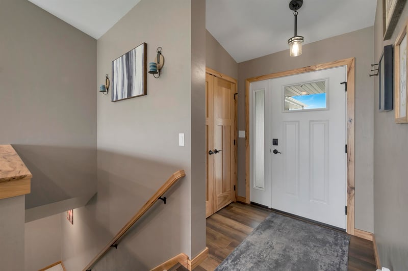 1724 Bridge Port Cir, De Pere, WI 54115