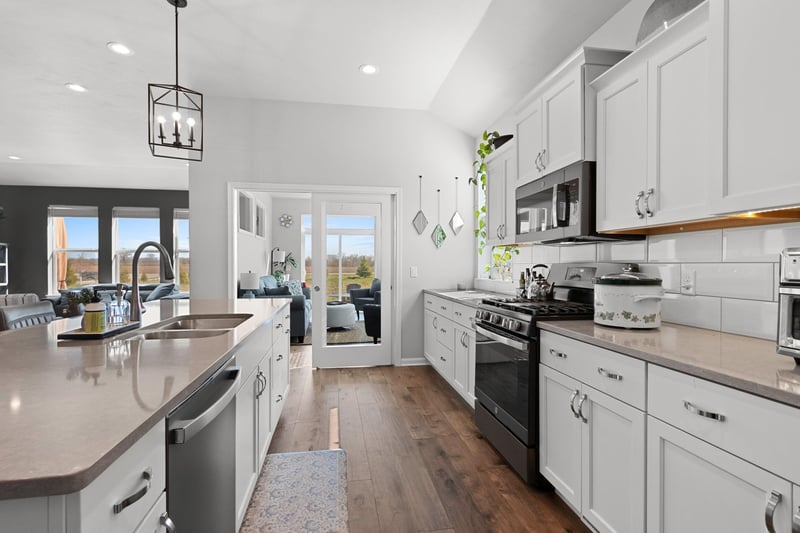 2650 Orion Trl, Green Bay, WI 54311