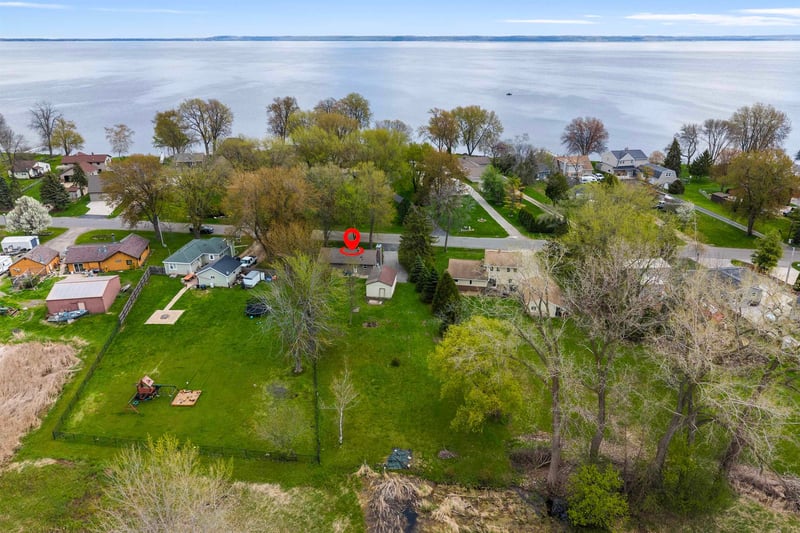 607 Hunters Point Rd, Neenah, WI 54956-4905