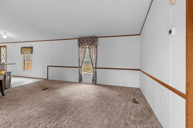 16316 Martin Ln, Crivitz, WI 54114