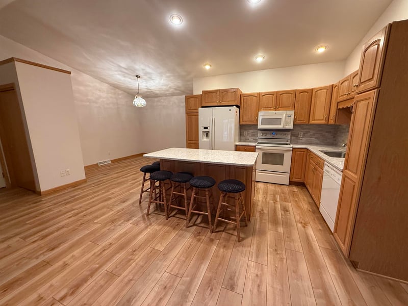1607 Timber Trl, Shawano, WI 54166-0