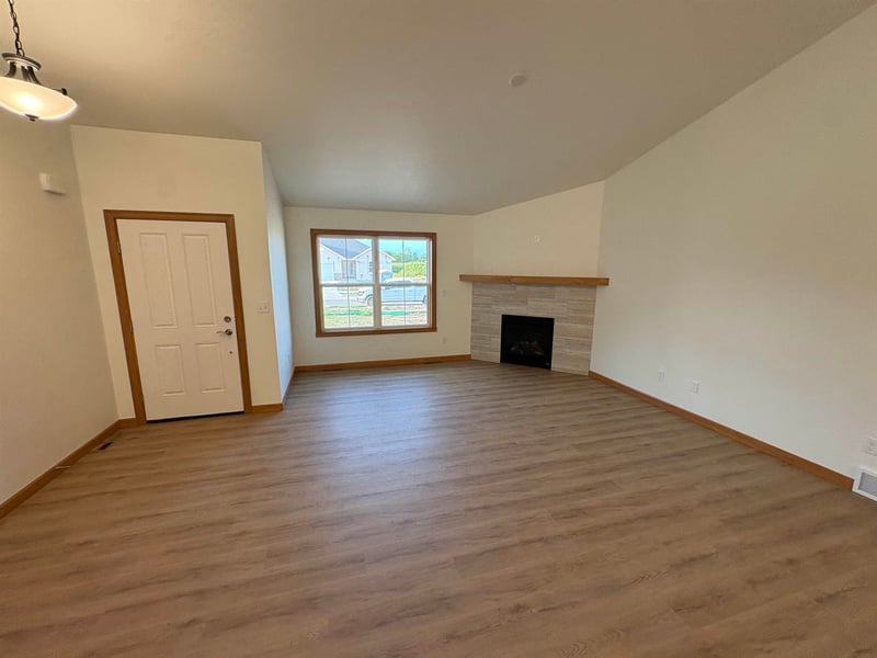 1751 Betty Jean Ln, Green Bay, WI 54313-0000