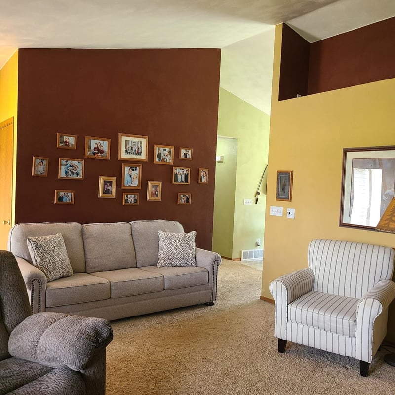 2165 Deer Haven Dr, Menasha, WI 54952