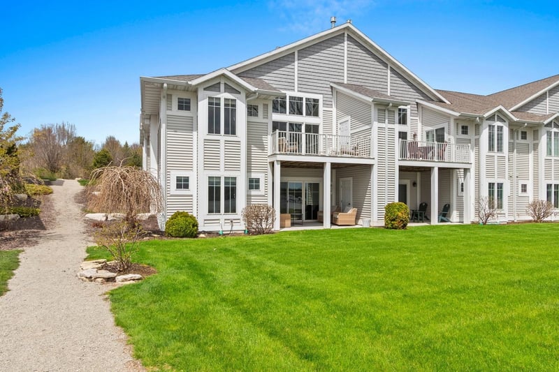 2617 Bay Harbor Cir #4, Green Bay, WI 54304-5214