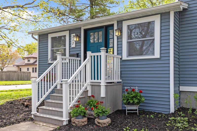 317 Hewitt St, Neenah, WI 54956