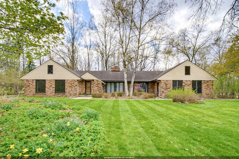 4417 Indian Trl, Green Bay, WI 54313