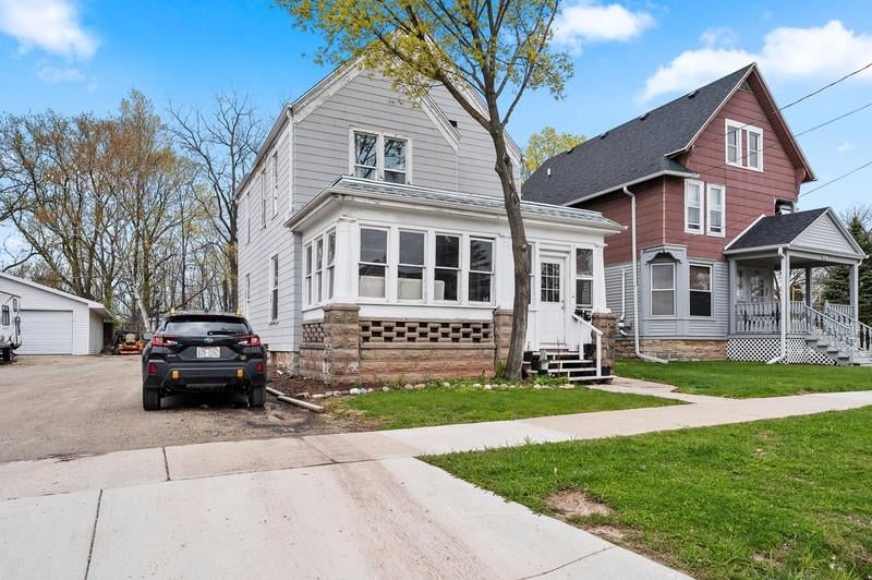 714 Metoxen Ave, Kaukauna, WI 54130-2518