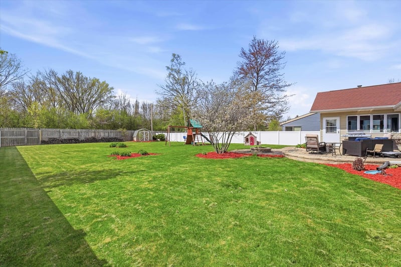 917 Kramer Ln, Appleton, WI 54915