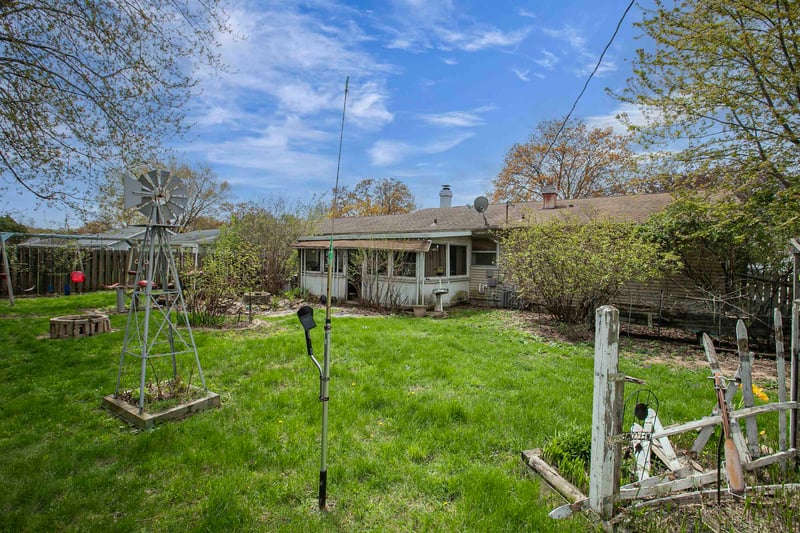 206 Midpark Dr, Appleton, WI 54915