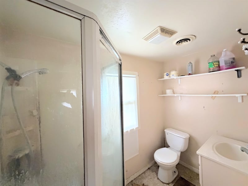 643 Jackson St, Neenah, WI 54956