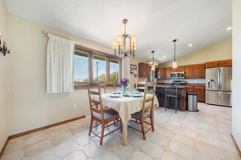 670 5th Ave, Winneconne, WI 54986