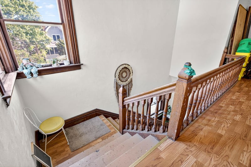 623 Irving Ave, Oshkosh, WI 54901