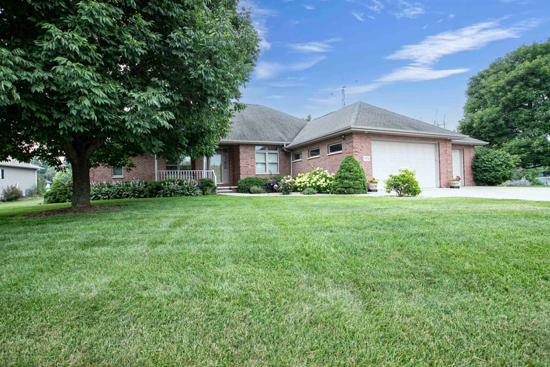 N974 Joeys Pl, Greenville, WI 54942