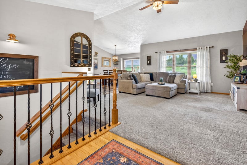 220 East Ridge St, New London, WI 54961