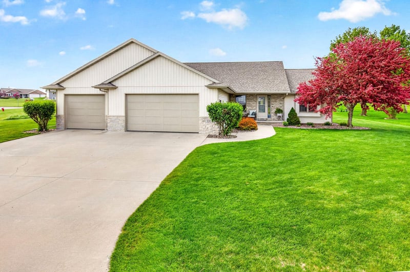 220 East Ridge St, New London, WI 54961