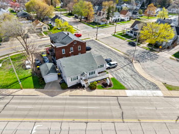 1463 Main St, Green Bay, WI 54302-1750