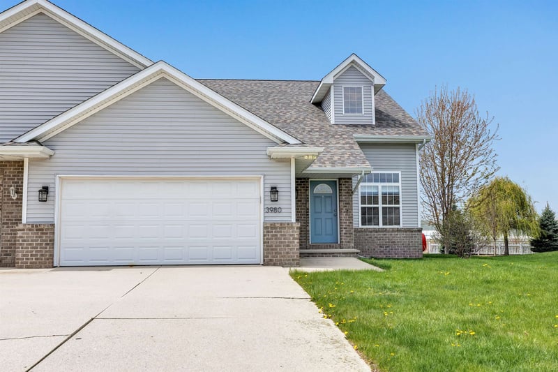 3980 Parker Way, De Pere, WI 54115