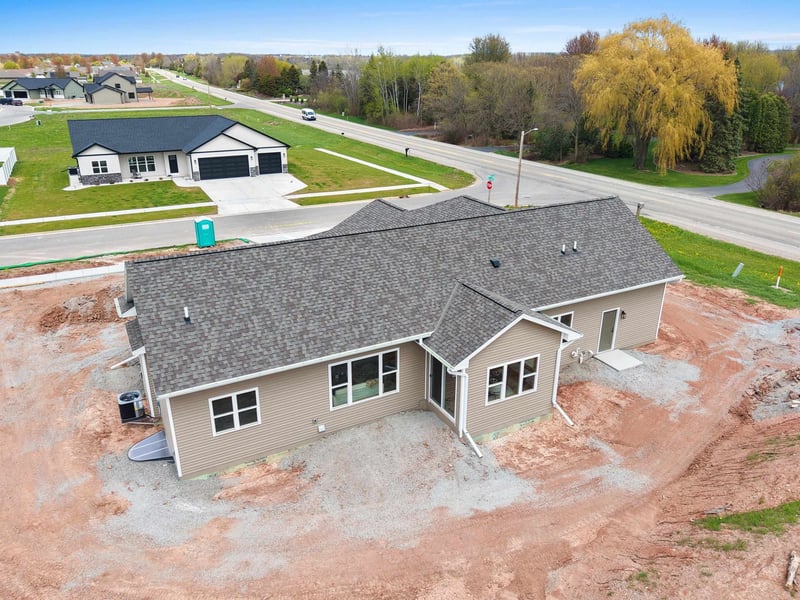 305 Battery Ave, De Pere, WI 54115