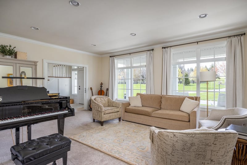 W3678 Equestrian Trl, Appleton, WI 54913