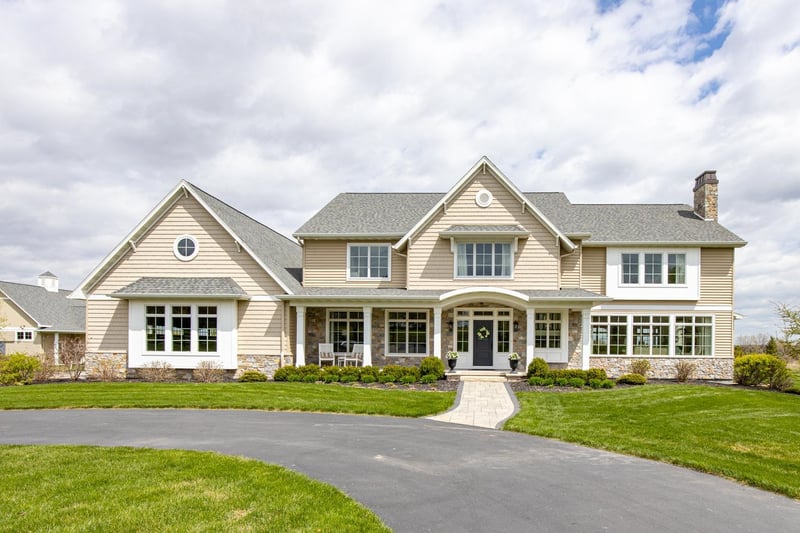 W3678 Equestrian Trl, Appleton, WI 54913