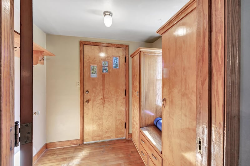 319 Highridge Ave, Denmark, WI 54208