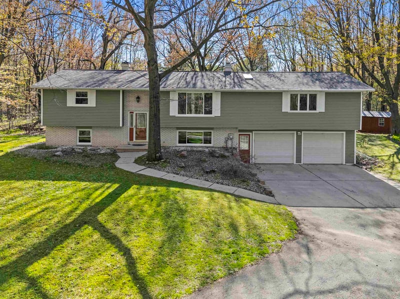 6710 Gregory Ln, Sobieski, WI 54171