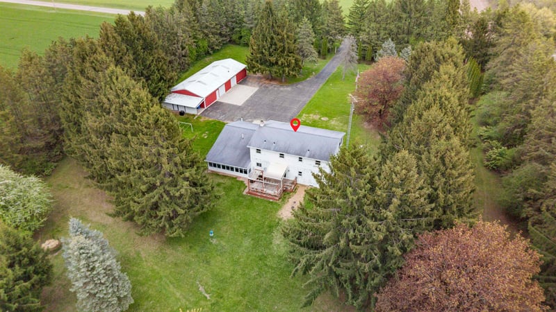 6911 Fahley Rd, Oshkosh, WI 54904