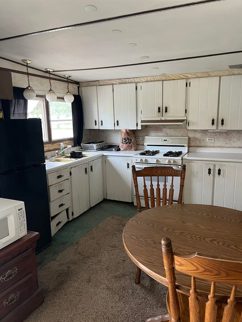 159 Birch Ave, Oconto Falls, WI 54154