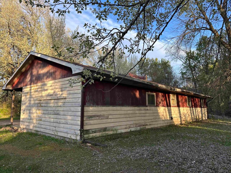 W9579 County Rd Jj, Hortonville, WI 54944