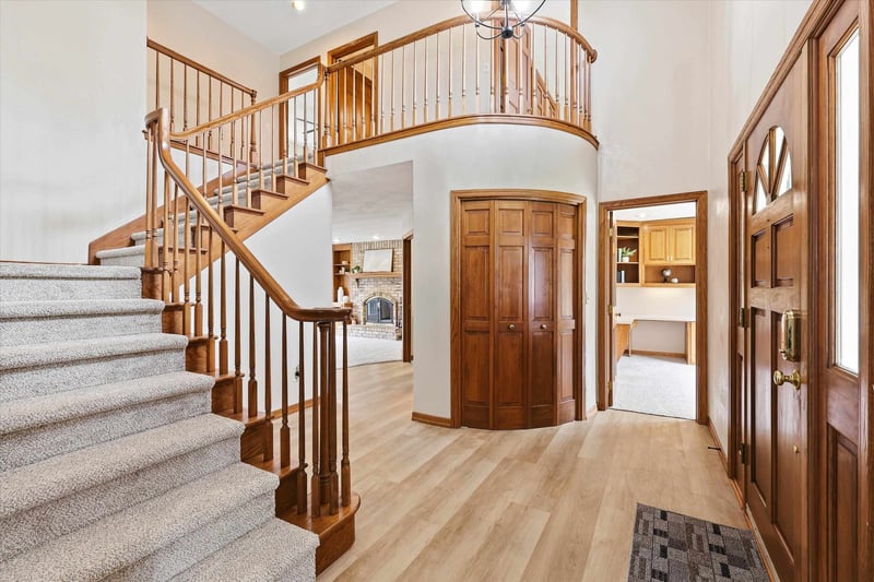 1138 Capitol Dr, Appleton, WI 54911-1439