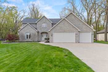 5100 Streich Ln, Oshkosh, WI 54902-7515