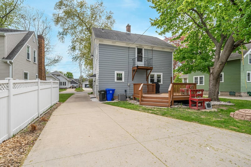 708 Circle St, Appleton, WI 54911-3730