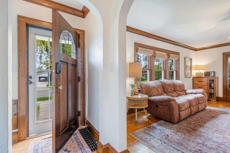 708 Circle St, Appleton, WI 54911-3730