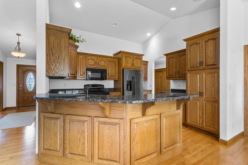 36 Penbrook Cir, Appleton, WI 54913
