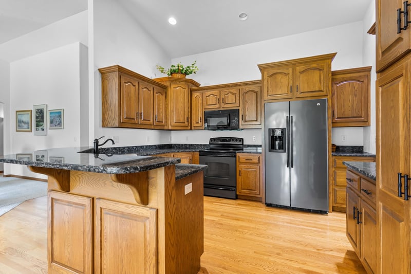 36 Penbrook Cir, Appleton, WI 54913