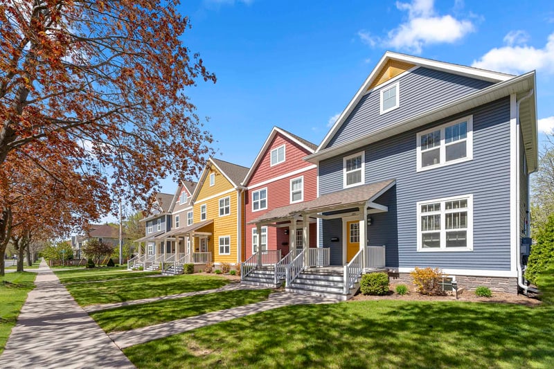 228 Jackson St, Green Bay, WI 54301
