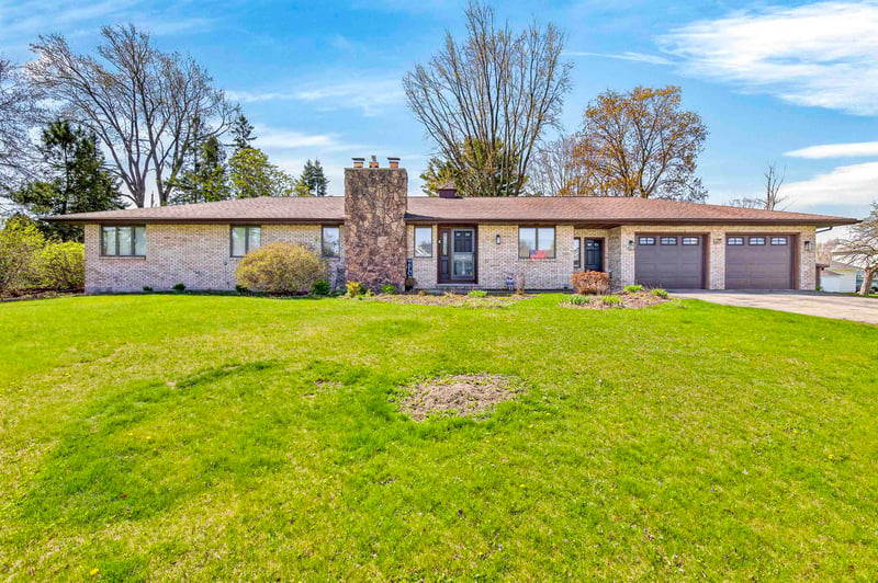 510 Adams St, Oconto, WI 54153