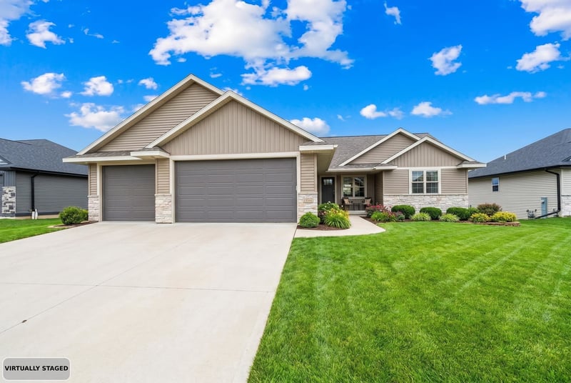 1429 Crossroads Dr, Hobart, WI 54313