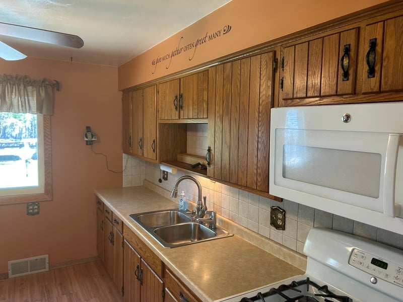 315 Factory St, Seymour, WI 54165