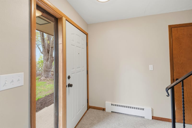 1223 Guns St, Green Bay, WI 54311
