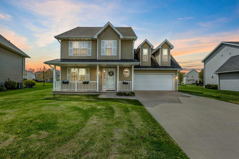 268 Fort Dr, Neenah, WI 54956