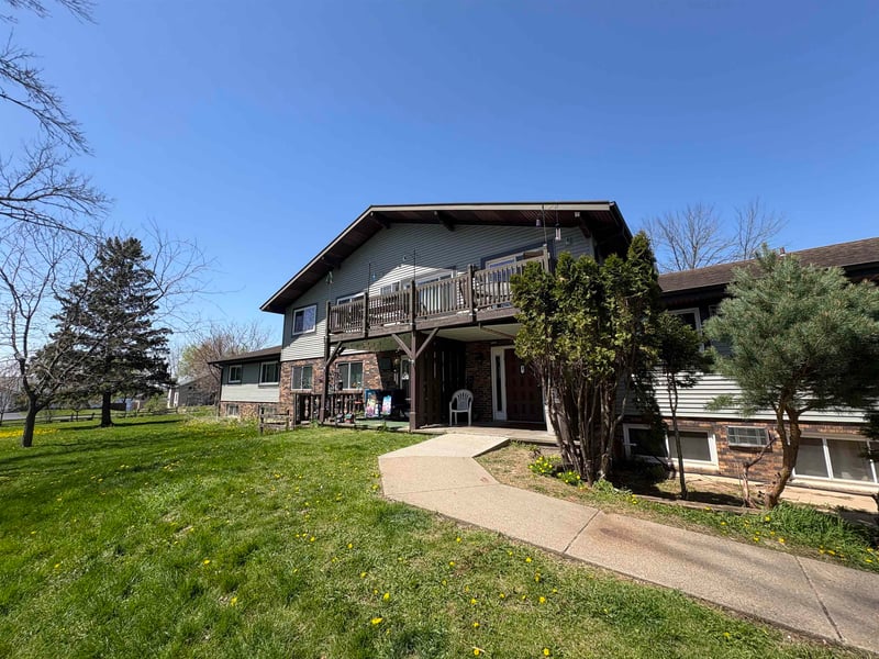 N5625 Riverside Dr #12, Shawano, WI 54166