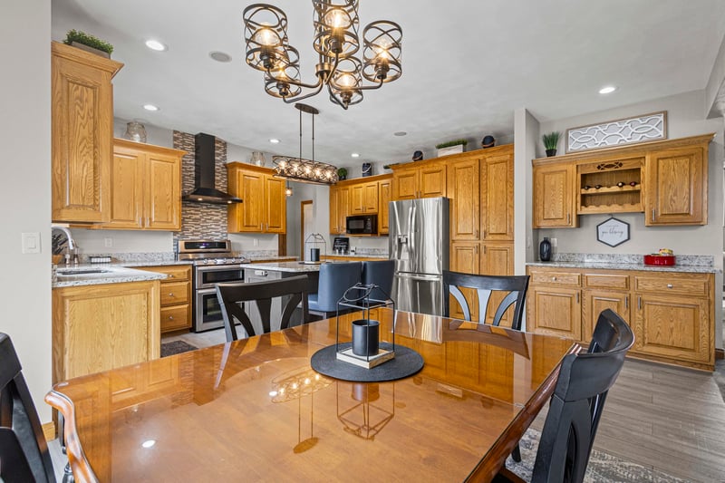 4240 Wedgewood Dr, Appleton, WI 54911