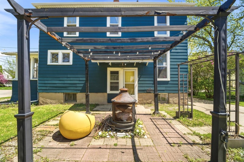 123 Harrison St, Appleton, WI 54915