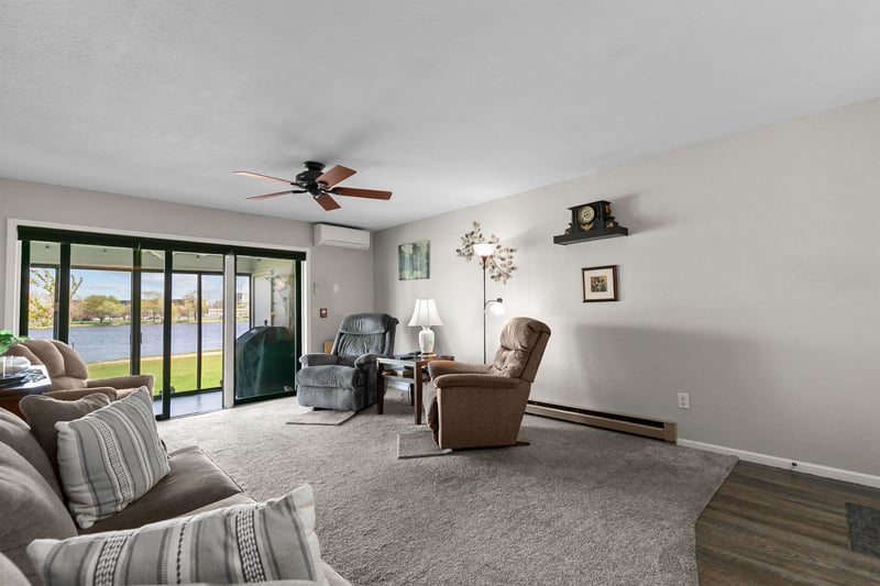 260 Campbell Rd #B, Oshkosh, WI 54902-4001