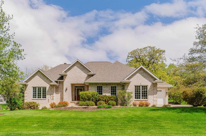 4262 Bellhaven Ln, Oshkosh, WI 54904-9378
