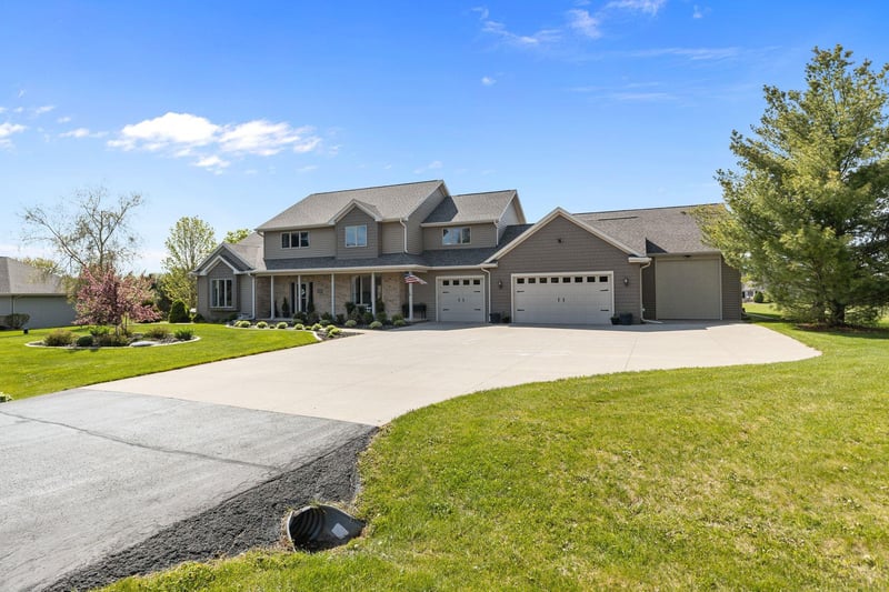 N159 Oakwood Ave, Neenah, WI 54956