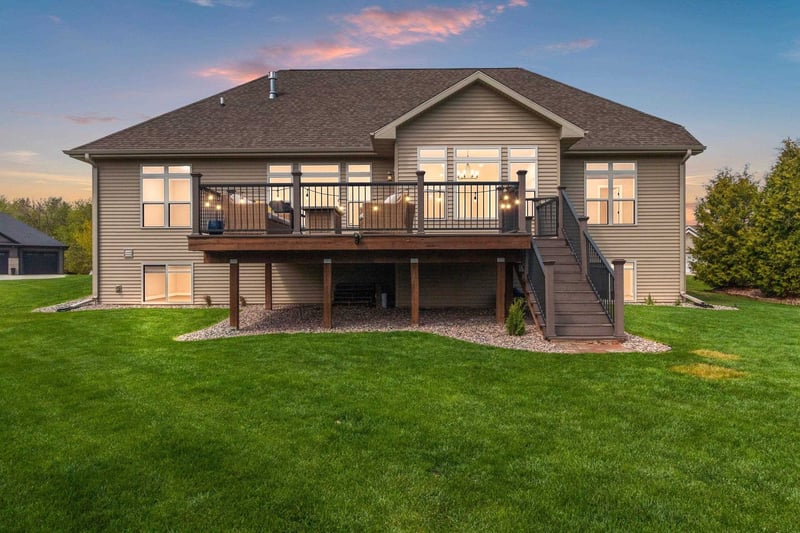 1344 Lear Ln, De Pere, WI 54115